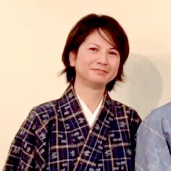 東恩納朋子